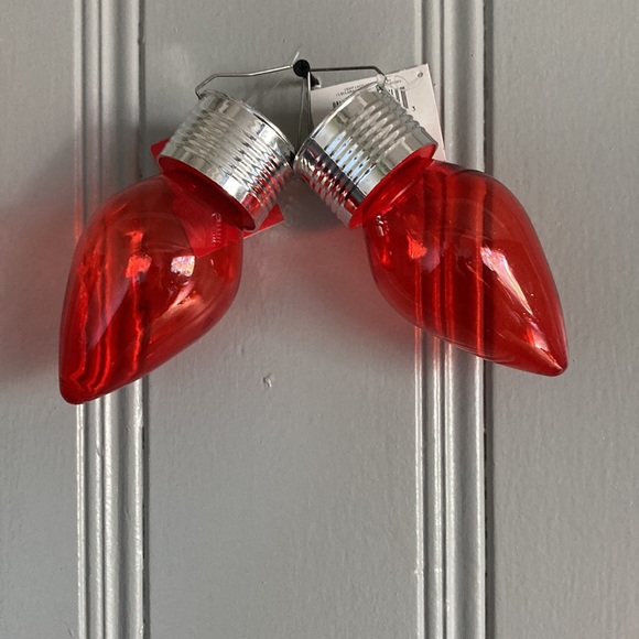 NWT SET of 2 - RED - Solar LED Hanging C9 Bulb Outdoor Decoration Lights - Picture 2 of 8